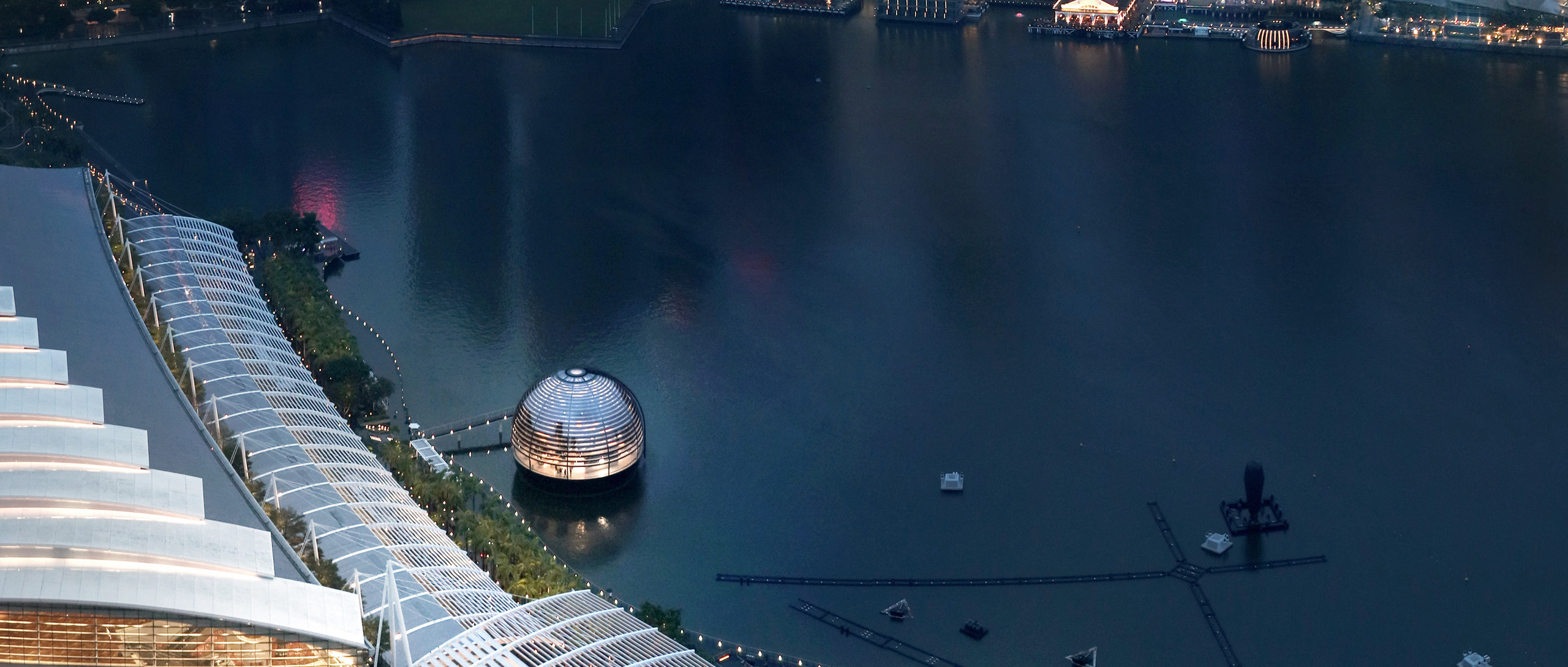 Floating Apple Store With Sphere-Shaped Design to Open in Singapore